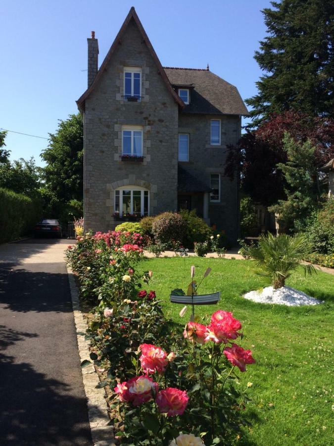 Le Clos Saint-Brice Les Portes du Coglais Exterior foto
